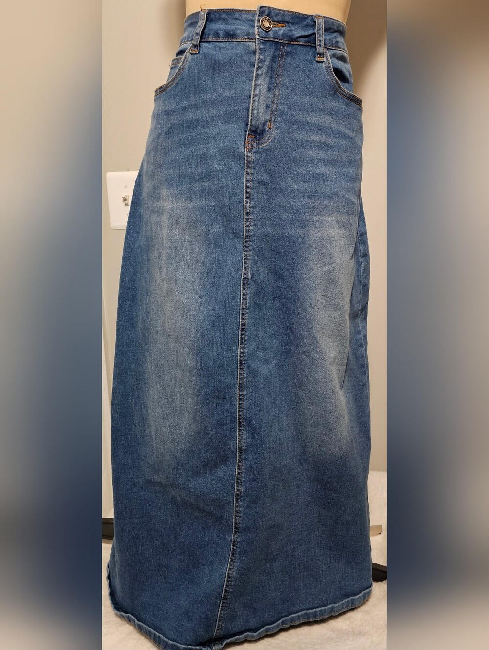 Women's High-Waist Dark Blue Denim Maxi Skirt with Back Slit Sz L